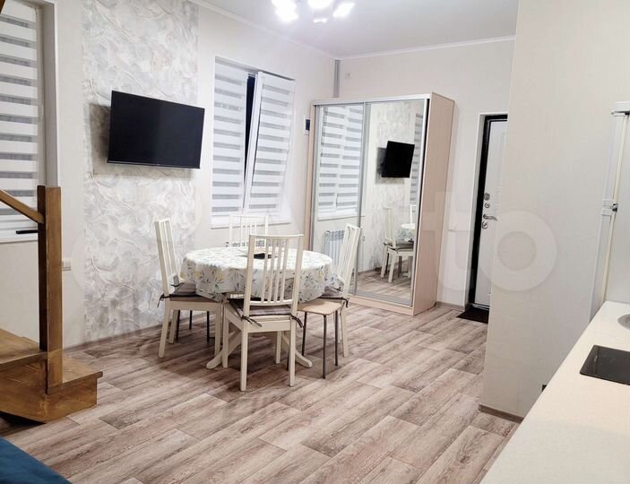 2-к. квартира, 42 м², 2/3 эт.