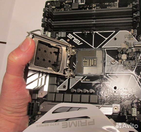 Продам мат. плату Asus Prime Z370A 1151v2