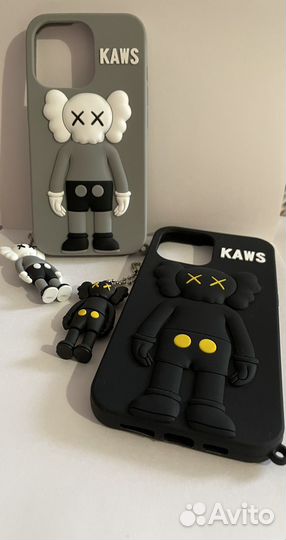 Чехол на iPhone kaws с брилком