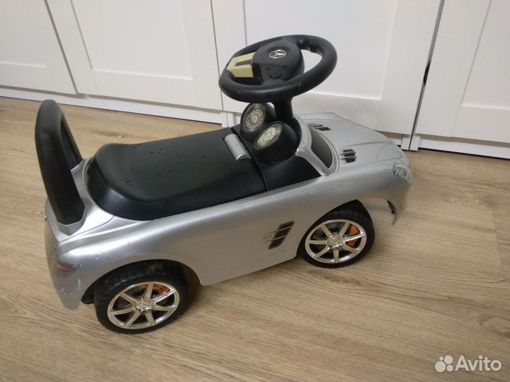 Беговел машина