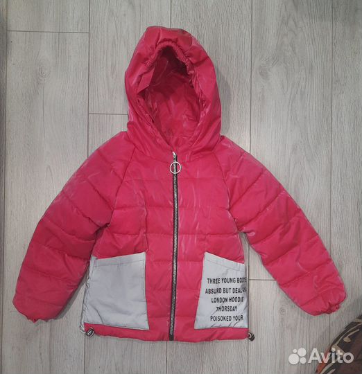 Куртки на девочку