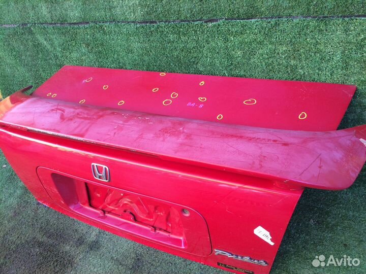 Крышка багажника Honda Prelude BA8 BB1 Красная вмя
