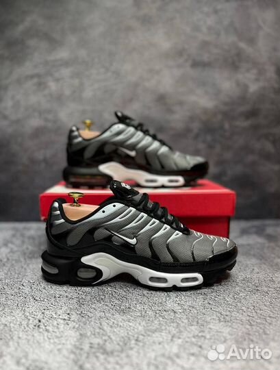 Кроссовки Nike AIR MAX ST