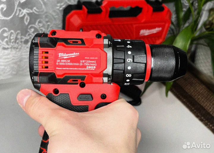 Шуруповерт (Абсолютно новый)