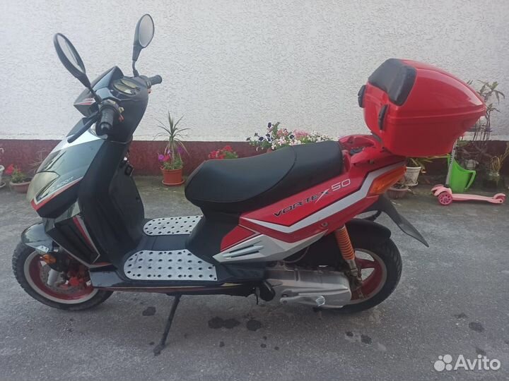 Продам скутер vortex 50