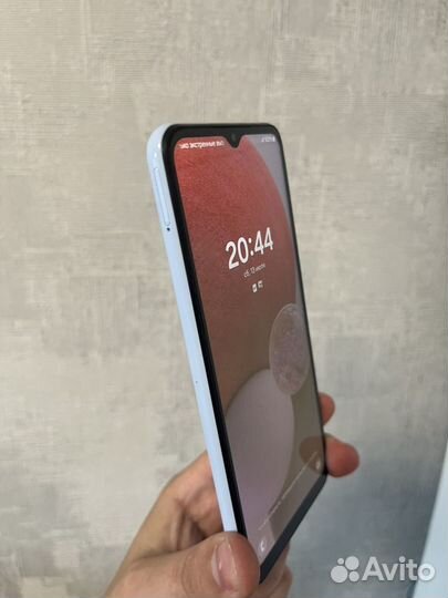 Samsung Galaxy A13, 4/64 ГБ