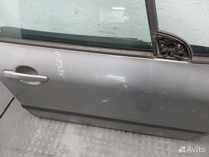 Дверь правая передняя Peugeot 307, 2005