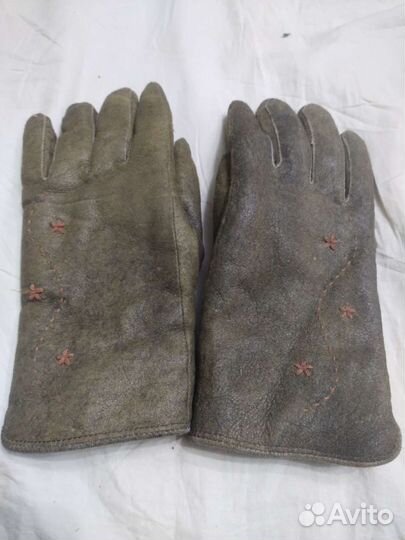 Перчатки женские замшевые
