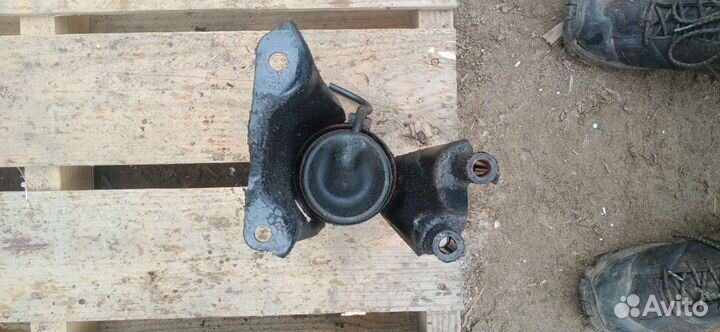 Подушка двигателя Nissan Murano Z51