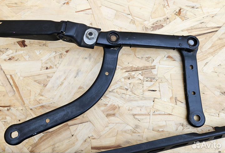 Поводки дворников Е60 BMW