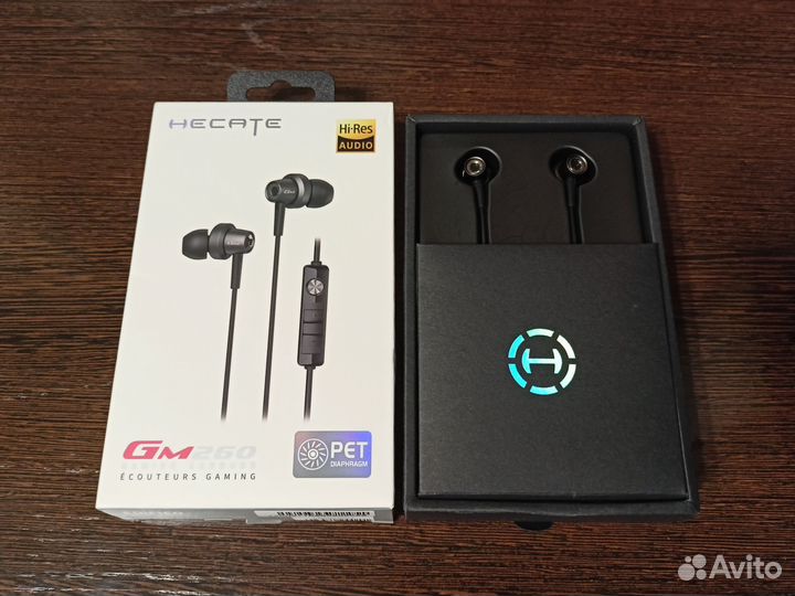 Проводные вакуумные наушники Edifier GM260 Black