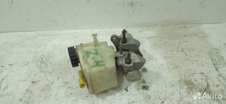 Цилиндр тормозной главный