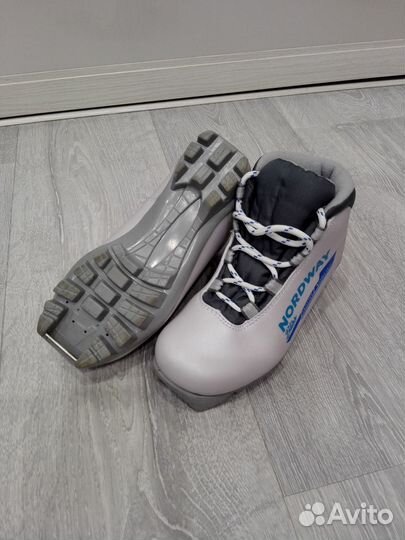 Ботинки лыжные детские 32