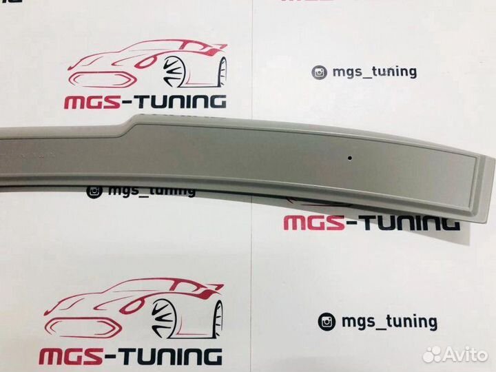 Спойлер на стекло BMW 5 E60 Под окрас (Тайвань)