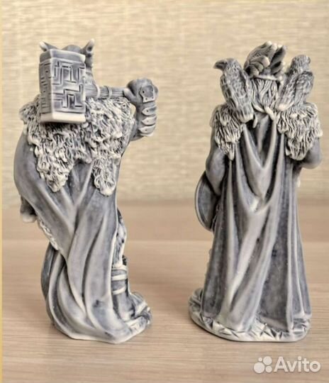 Тор и Один фигурки богов из гипса