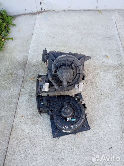 Nissan Primera P12 вентилятор печки