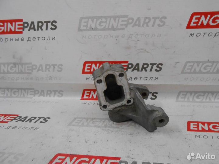 Кронштейн генератора Toyota Mark II GX100(98-00)