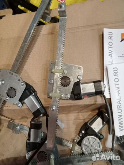 Реечные электростеклоподьемники комплект