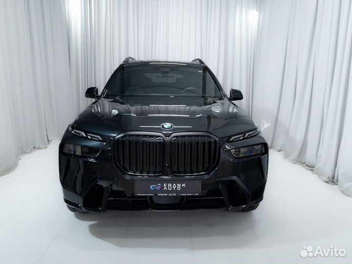 BMW X7 3.0 AT, 2023