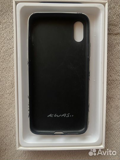 Чехол на iPhone xs Kaws