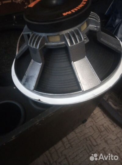 Сабвуфер sw18 600w