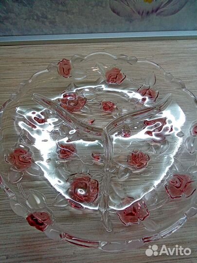 Менажница новая