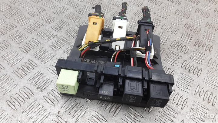 Блок комфорта Volkswagen Passat