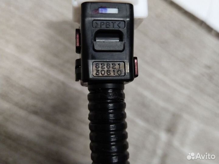 Основной разъем косы проводки парктроников Camry 7