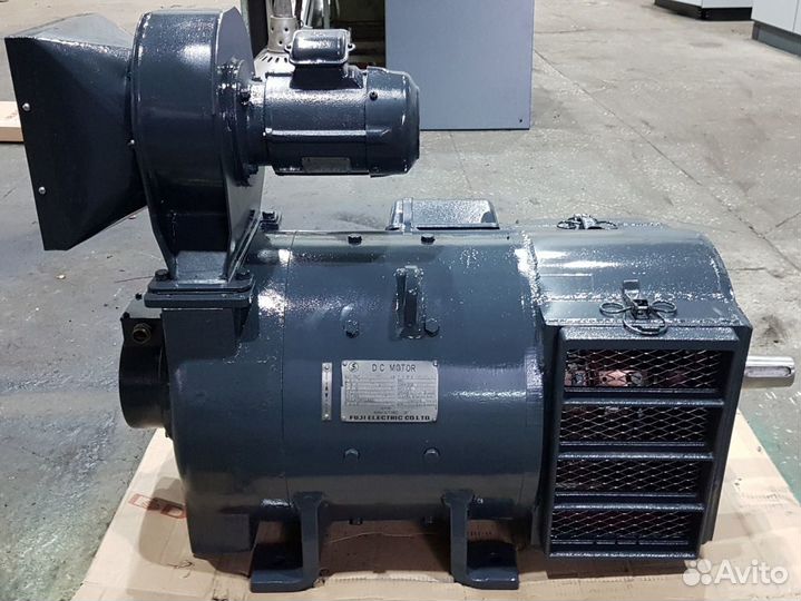 Электродвигатель пост. тока 22 кВт 850-2700 об/мин