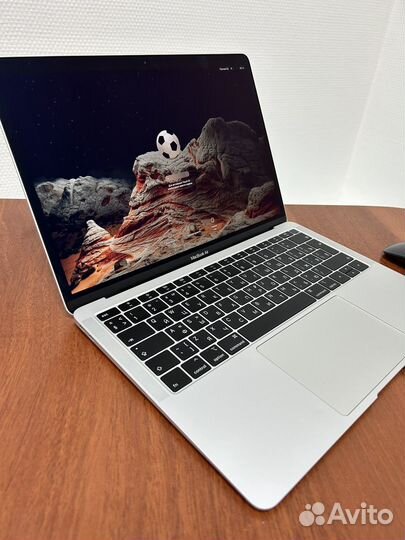 Macbook Air 13 2019 retina (i5,128gb, Touch id)