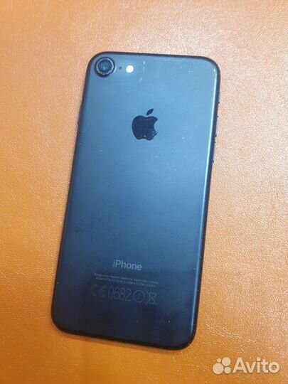 iPhone 7, 32 ГБ