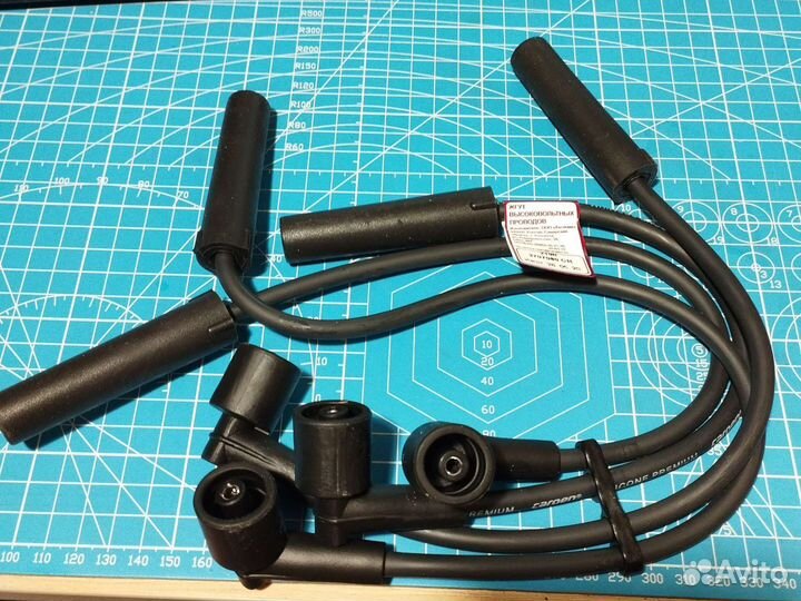 Комплект высоковольтных проводов