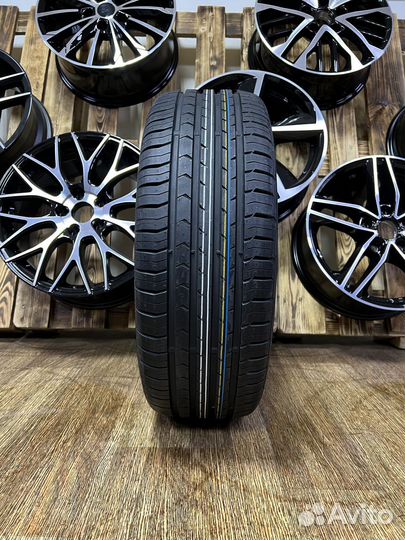 Continental ContiPremiumContact 5 215/55 R17 94W