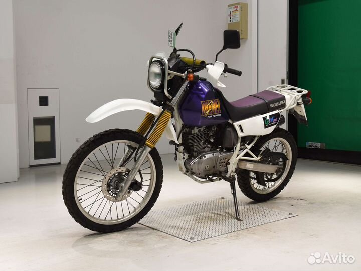 Suzuki Djebel 200