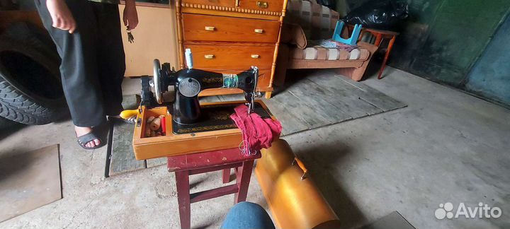 Швейная машинка