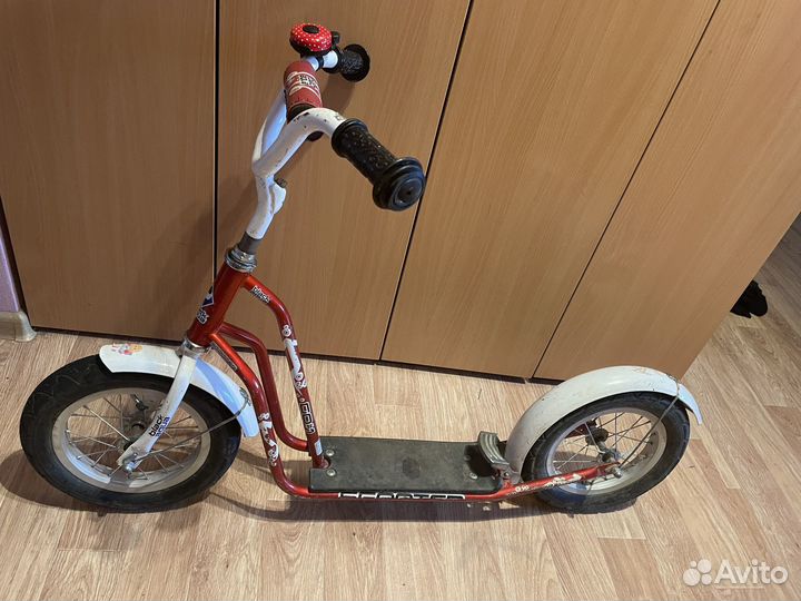 Самокат с надувными колесами