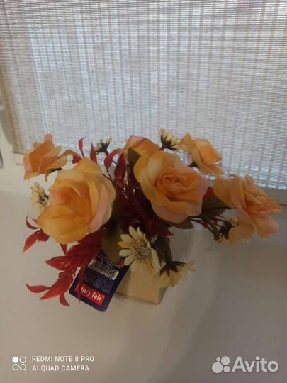 Искусственные цветы для интерьера