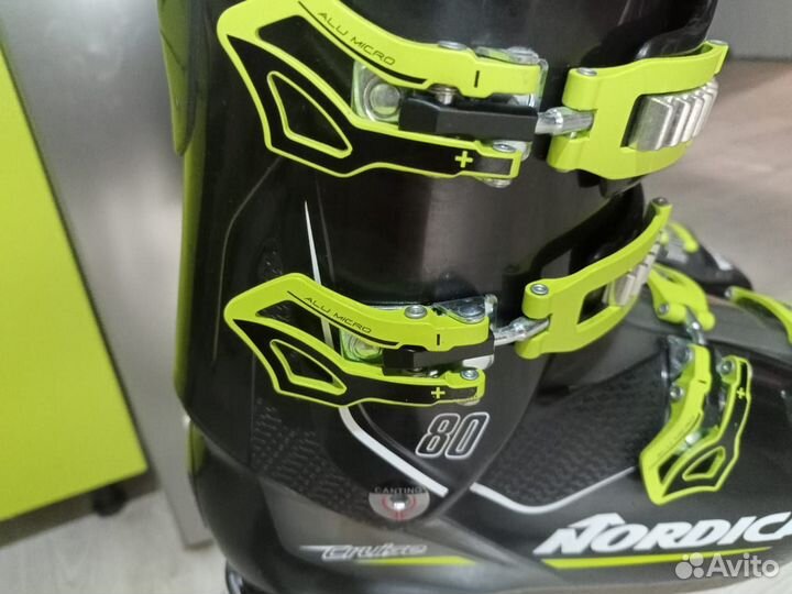 Горнолыжные ботинки