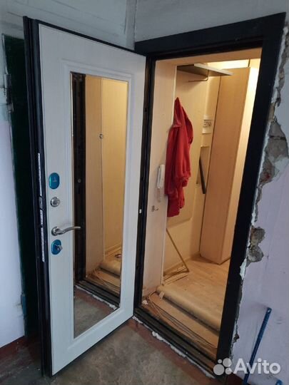 Дверь входная