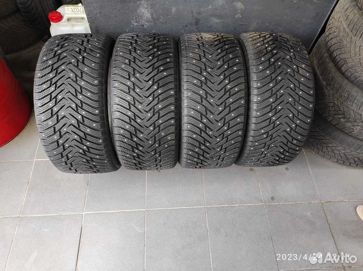 Nokian Tyres Hakkapeliitta 8 275/40 R19 105T
