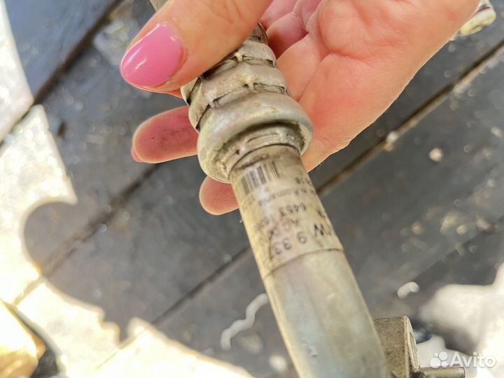 Трубка кондиционера BMW F30 F31 B48B20 2.0