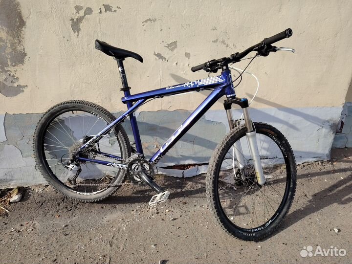 Велосипед GT avalanche 2.0