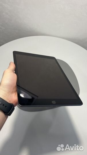 iPad 32gb wi-fi + sim (8 gen), 2021