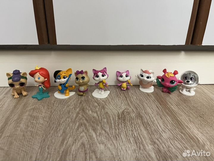 Пакетом игрушки из свитбокс, киндер и тд