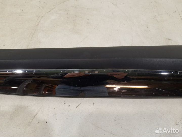 Молдинг двери передний правый Nissan Murano Z52