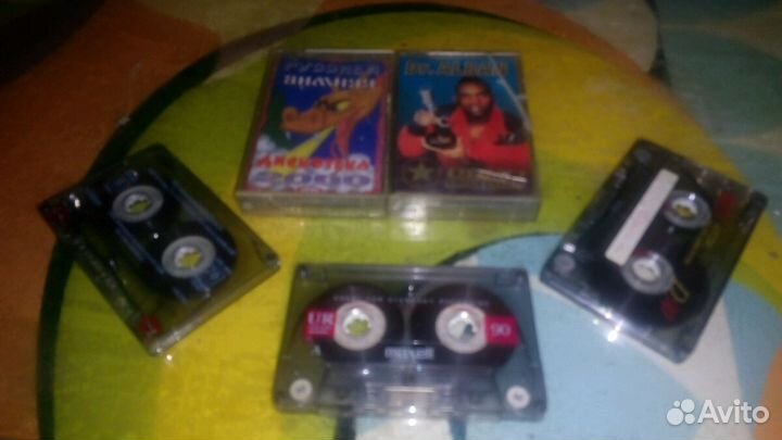 Видиокассеты