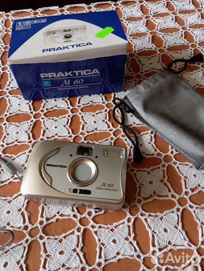 Плёночный фотоаппарат 