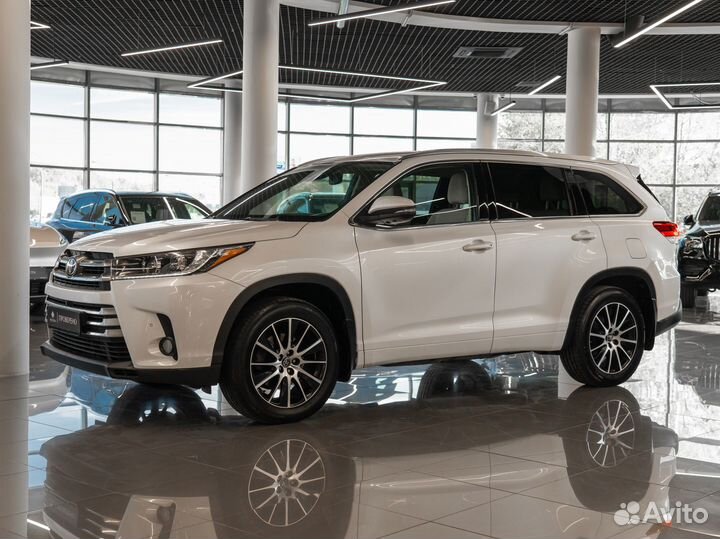 Toyota Highlander 3.5 AT, 2017, 141 836 км