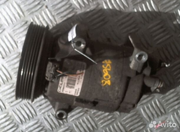 Компрессор кондиционера Renault Scenic 2 1,6