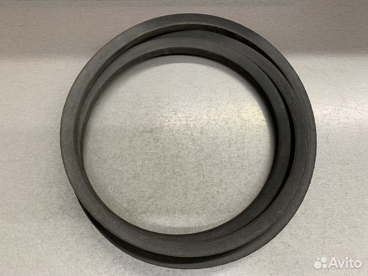 Ремень клиновой B75 17х1981 Li/2026 LD LL